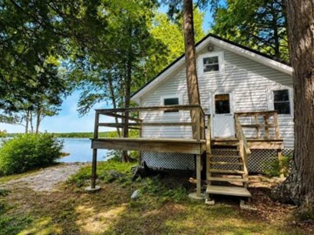 House for sale in Hartland, Maine