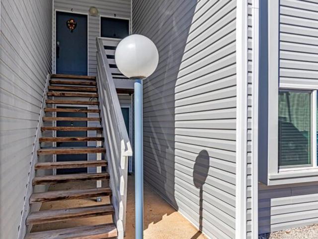 Condo for sale in Shalimar