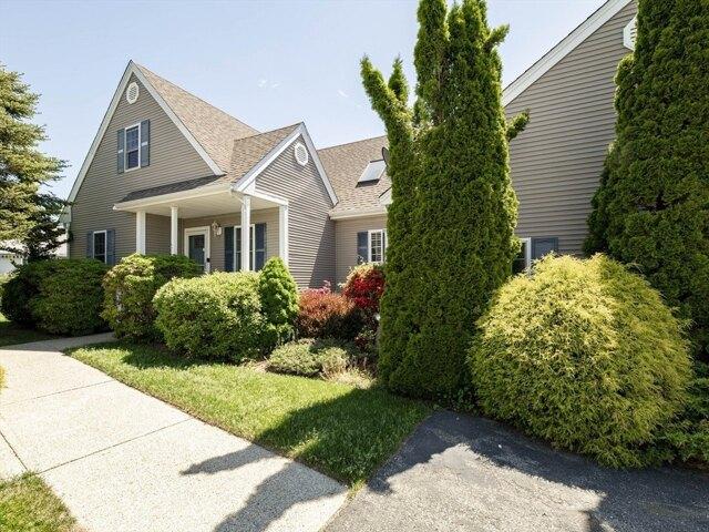 Condo for sale in Manomet, Massachusetts