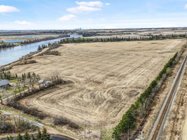 Land for sale in Alberta
