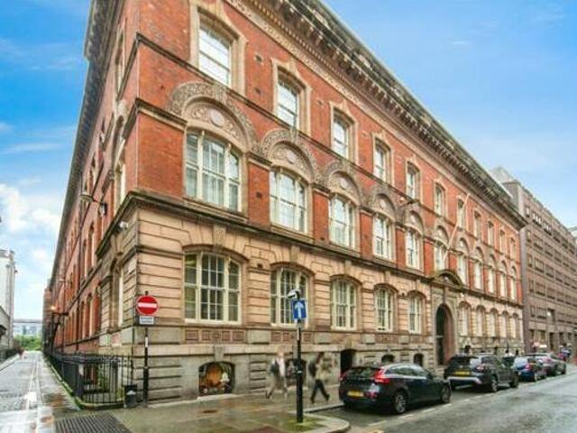 House for sale in Calderstones