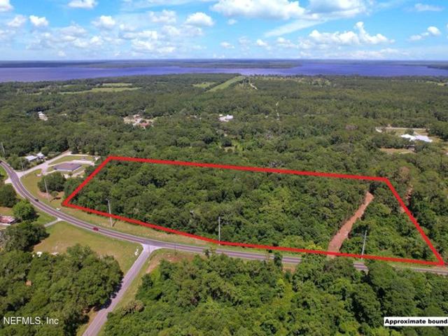 Land for sale in Crescent City, Florida
