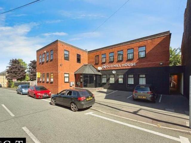 House for sale in Halesowen, West Midlands