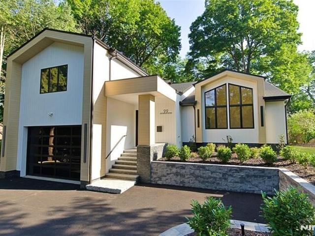House for sale in Closter, New Jersey