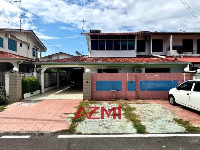 Residential House for sale in Long Miri, Sarawak