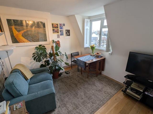 Apartment for rent in Cooper's Estate, Greater London