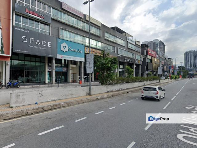 Shop for rent in Pantai Dalam, Kuala Lumpur
