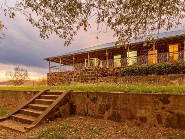Cottage for sale in Camballin, Western Australia