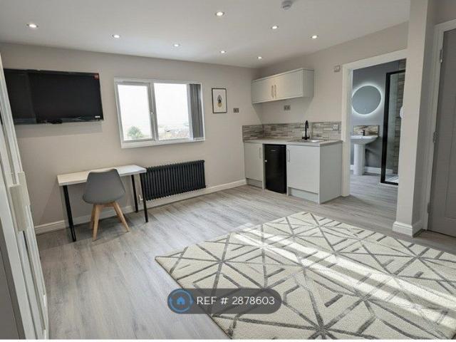 Room for rent in Ulverley Green, West Midlands