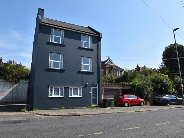 Apartment for rent in Ore, Guestling Green