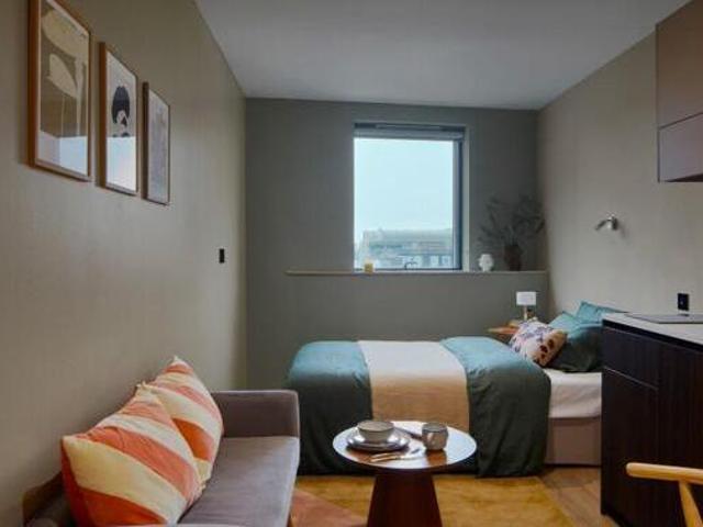 House for rent in Kingston Upon Thames, Greater London