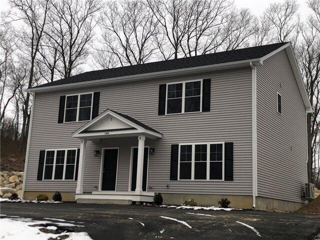 House for sale in Lincoln, Rhode Island