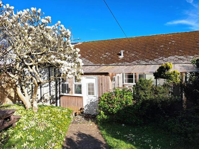 House for rent in Charmouth