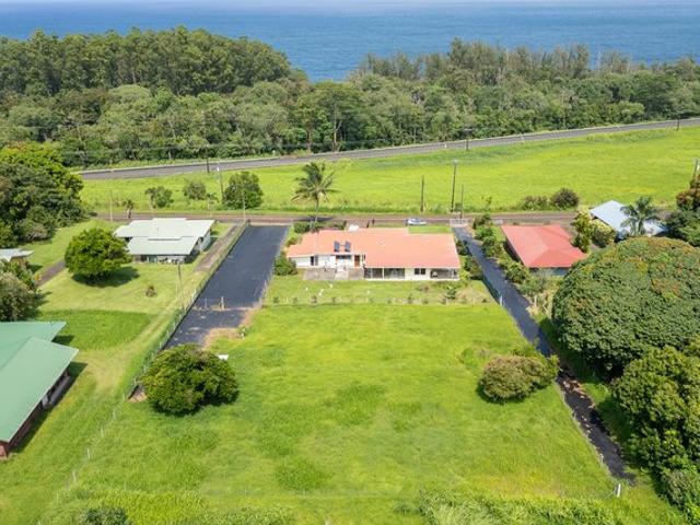 Land for sale in Hakalau, Hawaiʻi County
