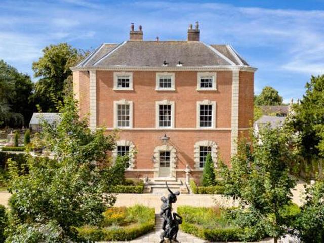 House for sale in Lyons, Greater London