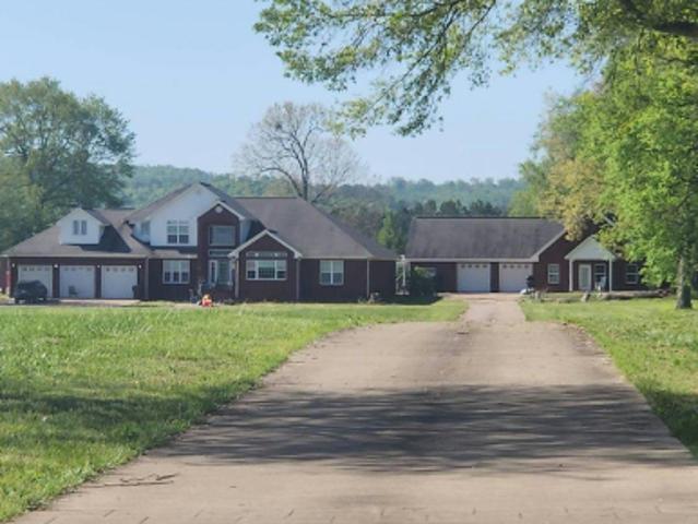 House for sale in Tuscumbia, Colbert County