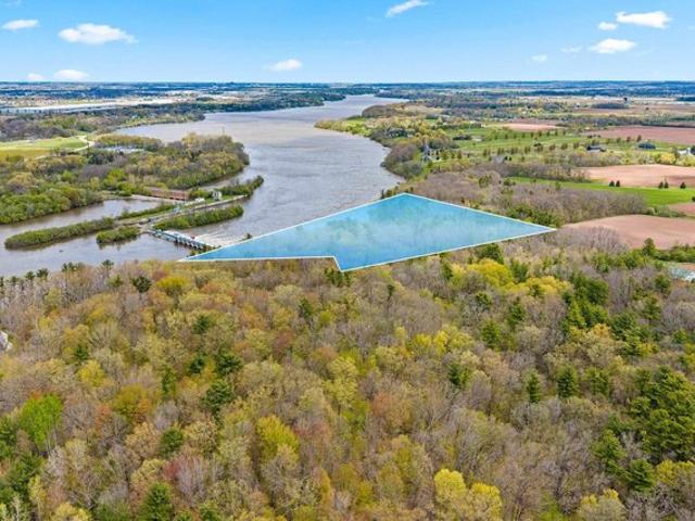 Land for sale in De Pere, Wisconsin