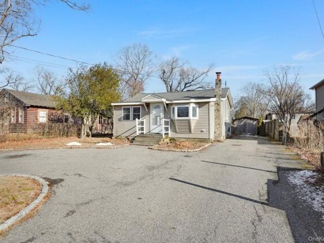 House for sale in Amawalk, New York
