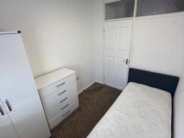 Room for rent in Miles Platting, Manchester