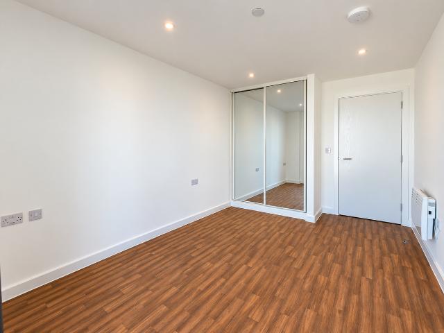 Apartment for rent in St Matthew's, Old Wharf