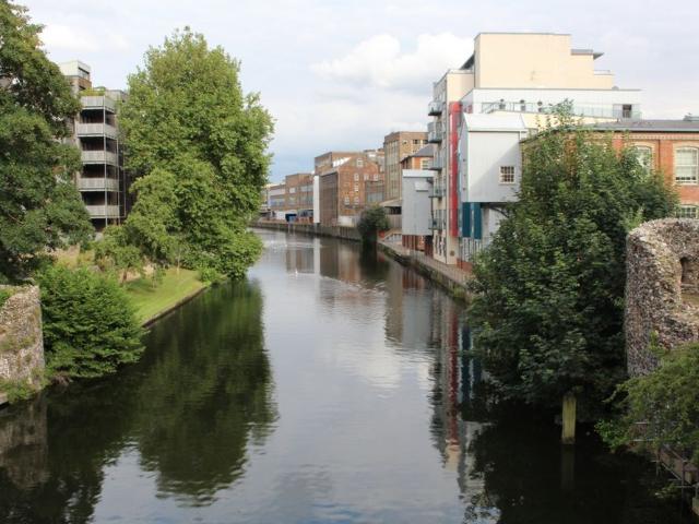 Apartment for rent in Lakenham, East Bank