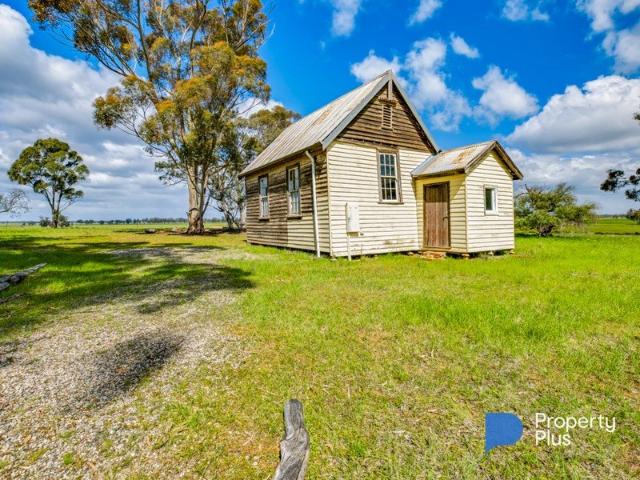 Cottage for sale in Kamarooka, Raywood
