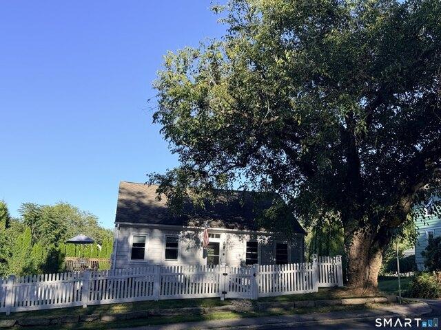 House for sale in Quaker Hill, Waterford
