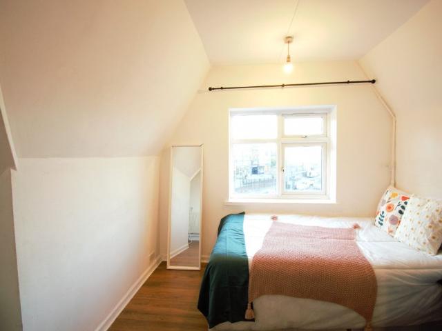 Room for rent in Greater London