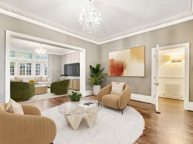 House for rent in London Borough of Hammersmith and Fulham, Greater London
