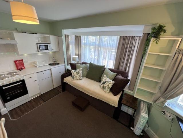Studio for rent in Kings Norton, West Midlands