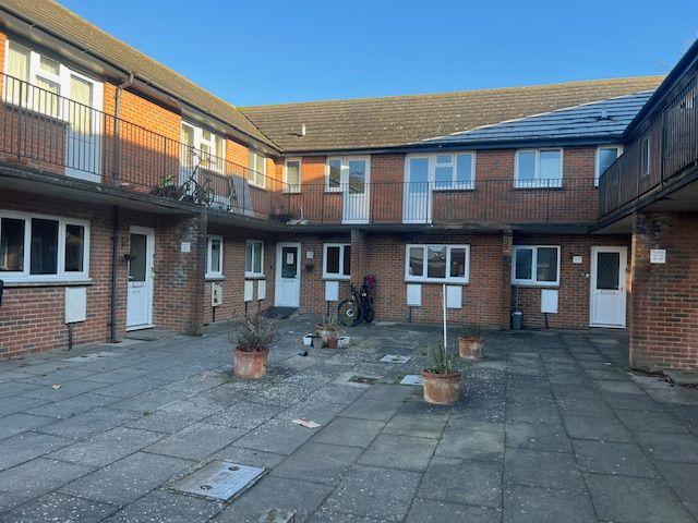 Apartment for rent in Barracks, The Bridge