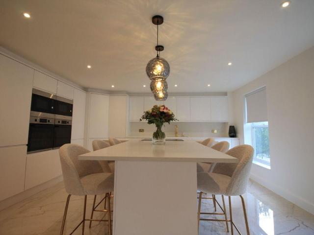 Apartment for rent in London Borough of Enfield, Greater London