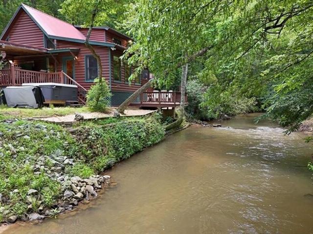 House for sale in Mineral Bluff