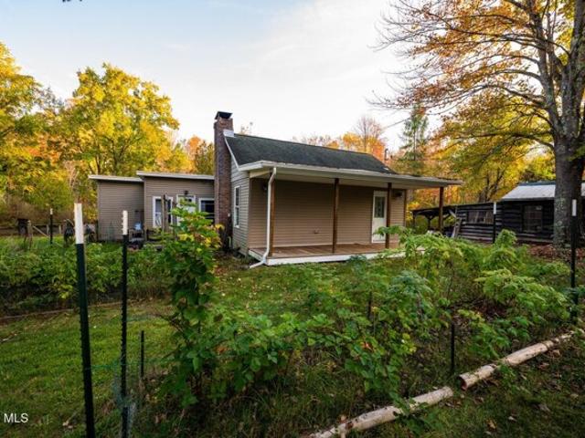 House for sale in Saratoga, New York