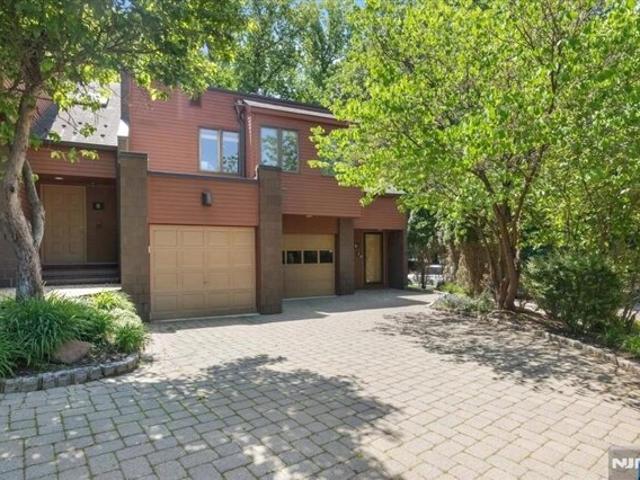 House for sale in Englewood, New Jersey
