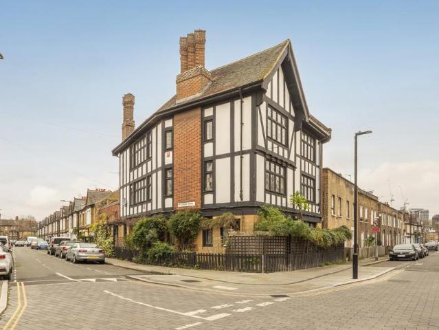 Apartment for rent in Aylesbury Estate, Greater London