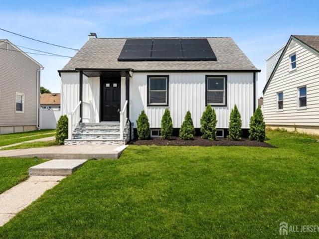 House for sale in Avenel, New Jersey