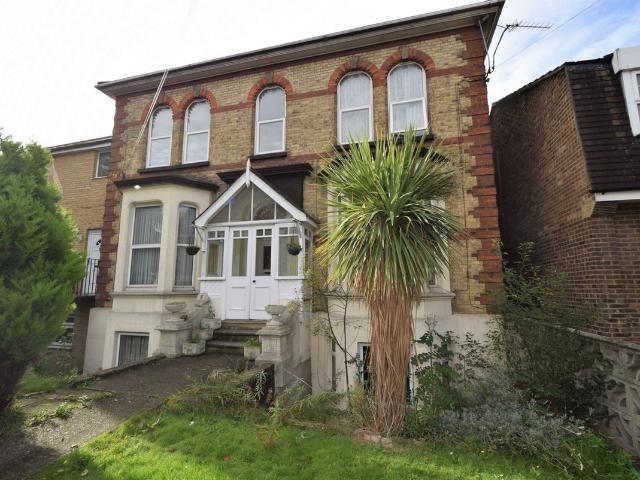 Studio for rent in Windmill Hill, Hamerton