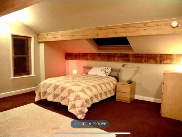 Room for rent in Farsley, West Yorkshire