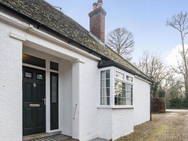 House for sale in The Slade, Oxfordshire
