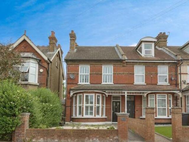 House for sale in Kings Farm, Hamerton