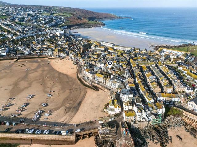 Studio for rent in St. Ives, Cornwall