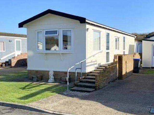 House for sale in Fishersgate, West Sussex