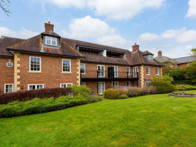Apartment for rent in Platt, Bourne Vale