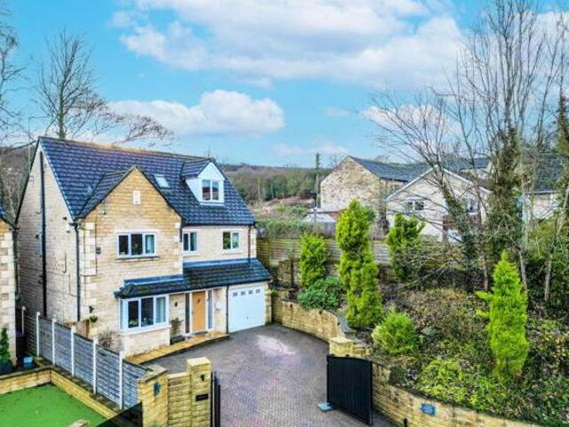 House for sale in Wharncliffe Side, South Yorkshire