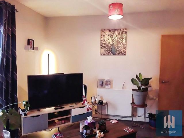 Apartment for rent in Armitage Bridge, West Yorkshire
