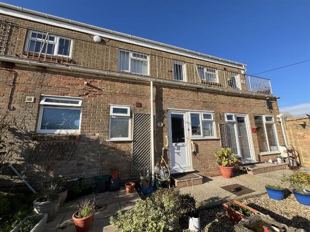 Apartment for rent in Bothenhampton, Bridport