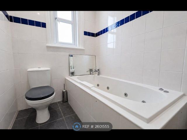 House for rent in Aldrington