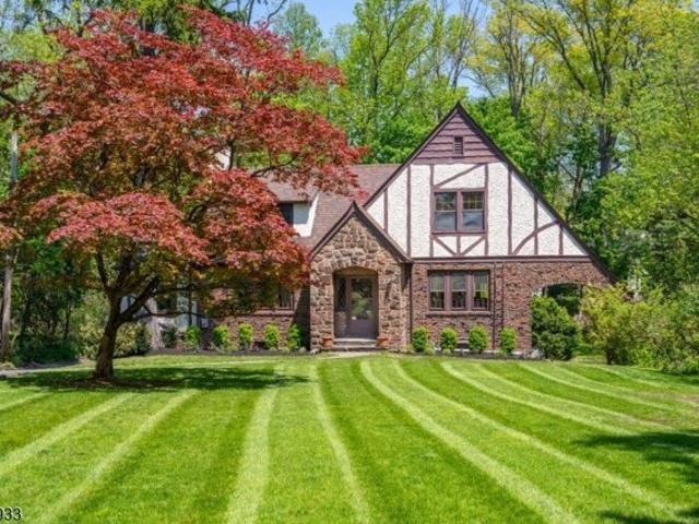 House for sale in Millburn, New Jersey
