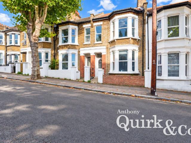 House for rent in Kursaal Estate, Southend-on-Sea